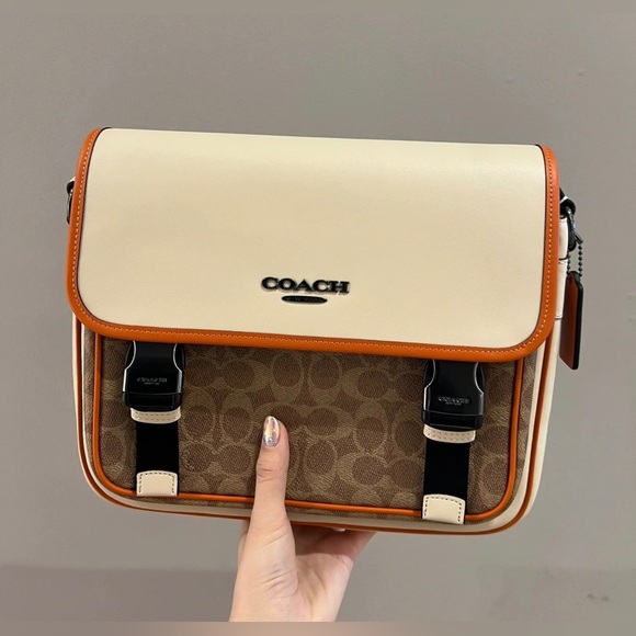NWT！COACH RACER MESSENGER IN COLORBLOCK SIGNATURE（COACH CAJ79）father’s day gift - Picture 1 of 6